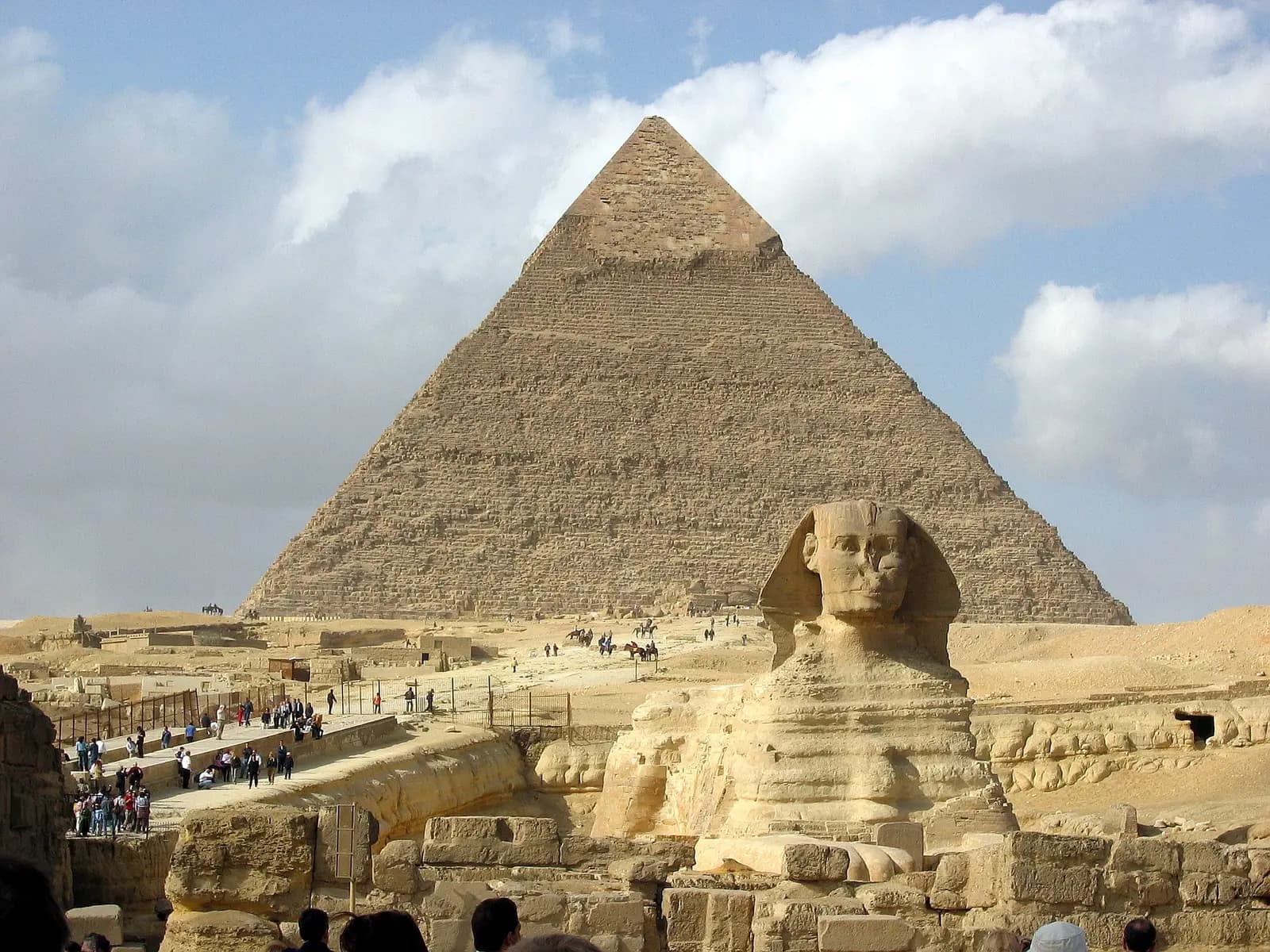 Circuito de 8 días y 7 noches por Egipto: Vuelos, Crucero por el Nilo y El Cairo con visitas