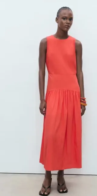 Vestido largo fruncido por 11.99€