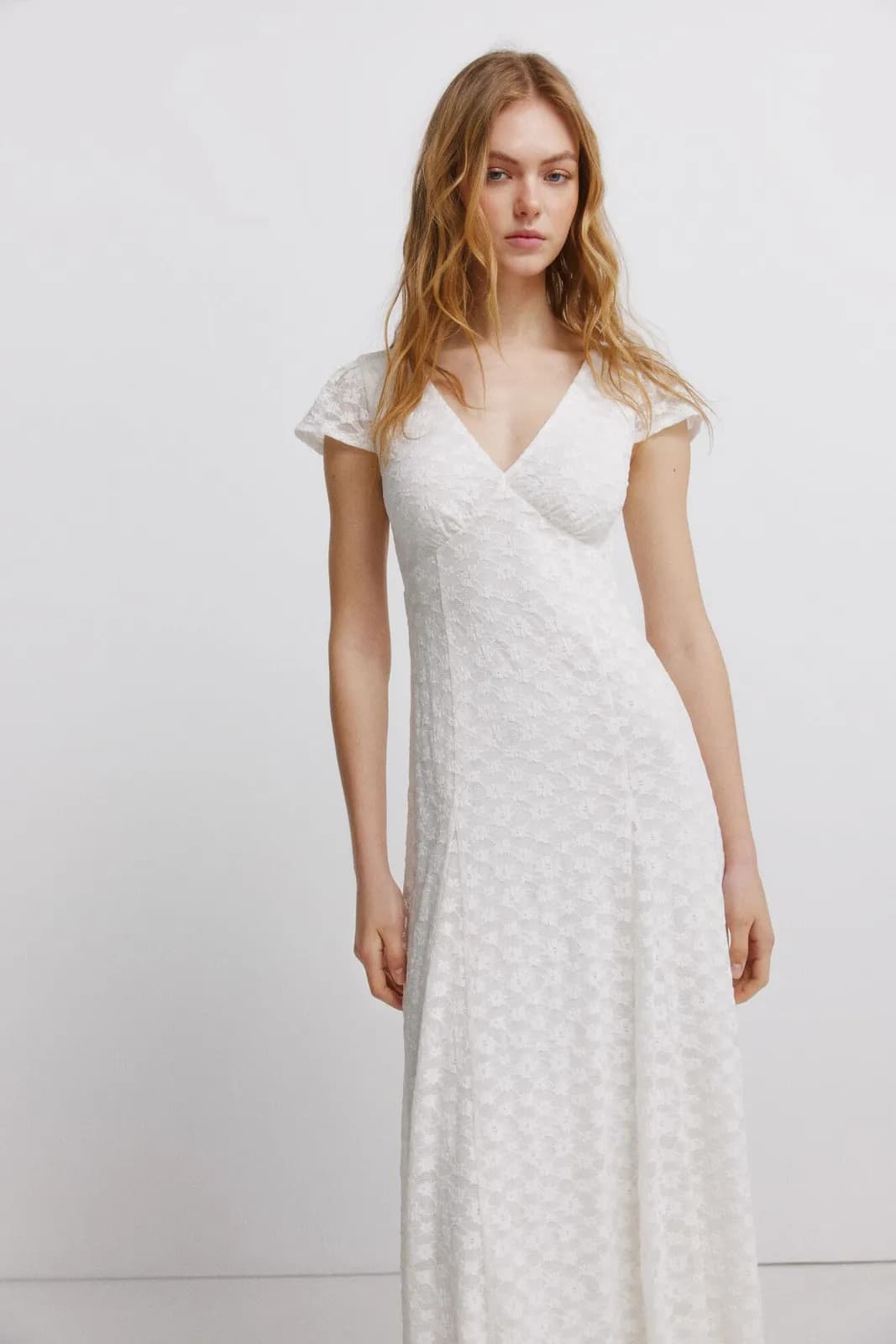 Vestido Midi Cuello V Encaje Mujer Springfield