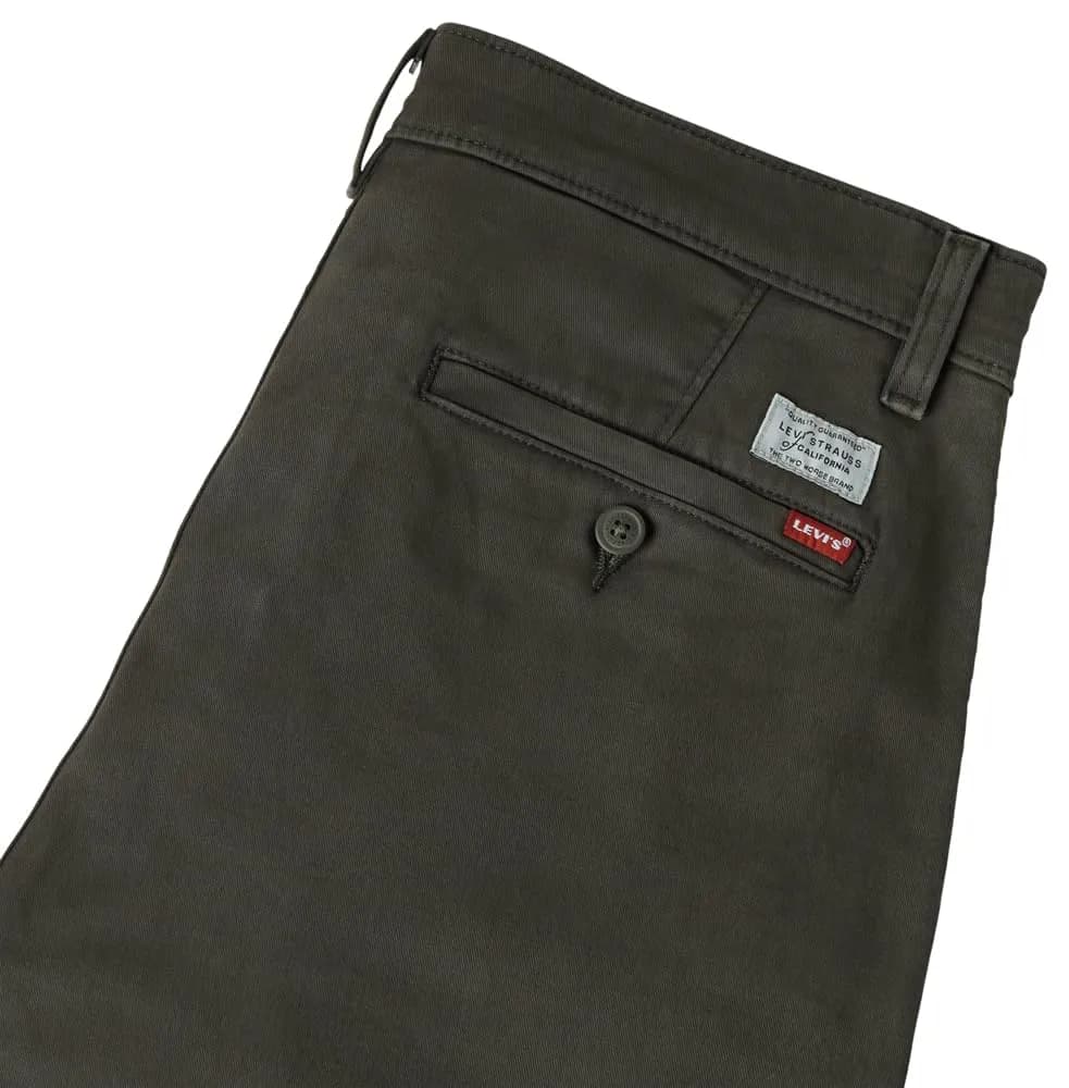 Pantalón Chino Levi's XX Std II para Hombre (varias tallas)
